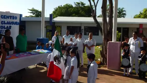Autoridades preparan todo para que los docentes sean inmunizados Autoridades preparan todo para que los docentes sean inmunizados