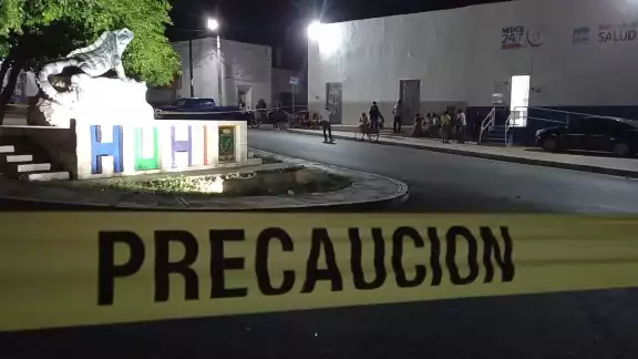 El hombre se dio a la fuga tras herir a su esposa, quien pedía regrese con él El hombre se dio a la fuga tras herir a su esposa, quien pedía regrese con él