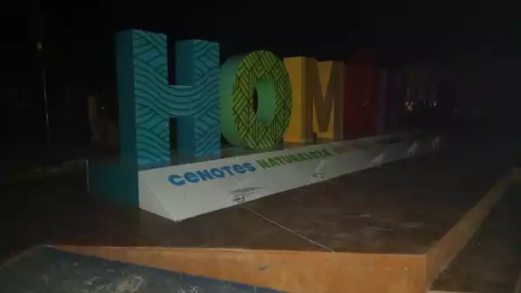 Más de 10 mil pobladores sin luz en Homún, Cuzumá y Acanceh Más de 10 mil pobladores sin luz en Homún, Cuzumá y Acanceh