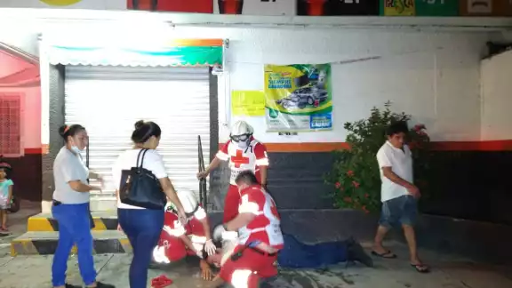 Al calor de las copas comenzaron a discutir por viejos problemas laborales