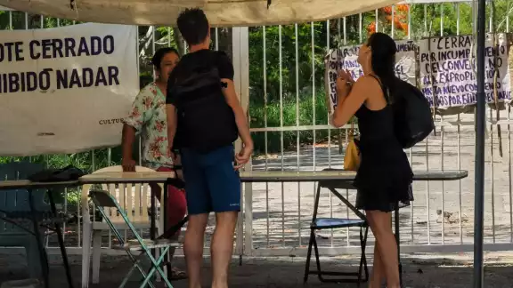 Ejidatarios de Chablekal prohíben el paso a turistas a la zona arqueológica de Dzibilchantún Ejidatarios de Chablekal prohíben el paso a turistas a la zona arqueológica de Dzibilchantún