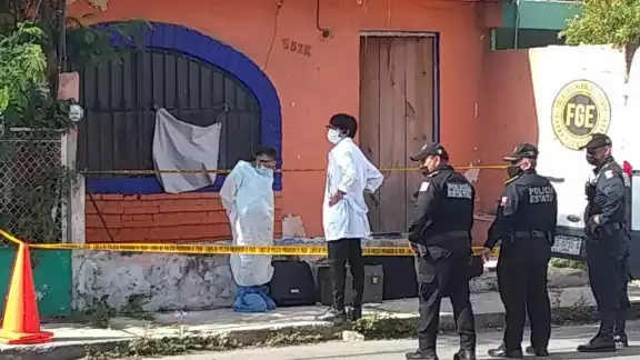 AL ligar llegaron elementos de la FGE y de la Semefo AL ligar llegaron elementos de la FGE y de la Semefo