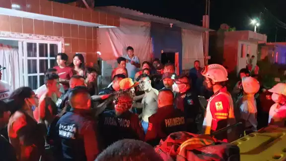 Uno de los jóvenes resultó herido con varias cortadas en el cuerpo Uno de los jóvenes resultó herido con varias cortadas en el cuerpo