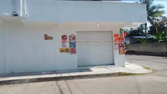 El asaltante murió debido a que el comerciante lo hirió con el cuchillo que usaba para robar El asaltante murió debido a que el comerciante lo hirió con el cuchillo que usaba para robar
