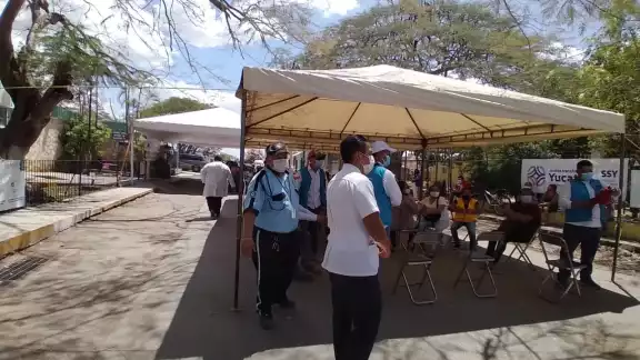 Cerca de un 10 por ciento de abuelitos quedaron sin inmunizarse Cerca de un 10 por ciento de abuelitos quedaron sin inmunizarse