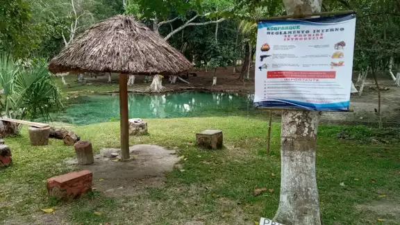 El balneario está ubicado en la comunidad de Juan Sarabia a 23 kilómetros de Chetumal