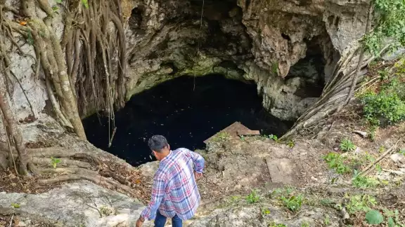 Las dolinas Akulá, que es a cielo abierto, y el de Polabán, semicerrado, están en grave peligro, se ubican a escasos kilómetros de la planta de PAPO Las dolinas Akulá, que es a cielo abierto, y el de Polabán, semicerrado, están en grave peligro, se ubican a escasos kilómetros de la planta de PAPO