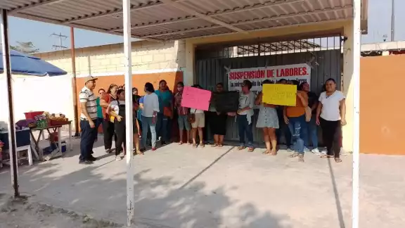 Los padres de familias exigen medidas para evitar los robos en las escuelas