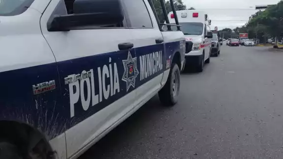 Además del cuello, el hombre también se hizo heridas en las muñecas Foto: Por Esto! Quintana Roo