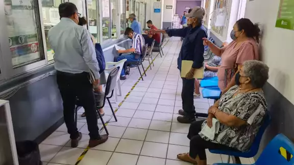 El ISSSTE anunció la creación de laboratorios de análisis clínicos en Yucatán