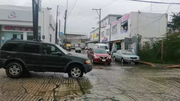 Continuarán las altas temperaturas en la isla y con posibilidad de lluvia por un canal de baja presión Continuarán las altas temperaturas en la isla y con posibilidad de lluvia por un canal de baja presión