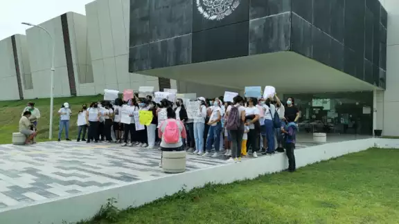 Niegan toma de muestras a imputado de delito de violación en la UNACAR Niegan toma de muestras a imputado de delito de violación en la UNACAR