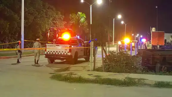 FGR y Guardia Nacional realizan operativo en busca de huachicol; detienen a varios en Progreso FGR y Guardia Nacional realizan operativo en busca de huachicol; detienen a varios en Progreso