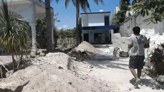 Uno de los albañiles fue trasladado al hospital
