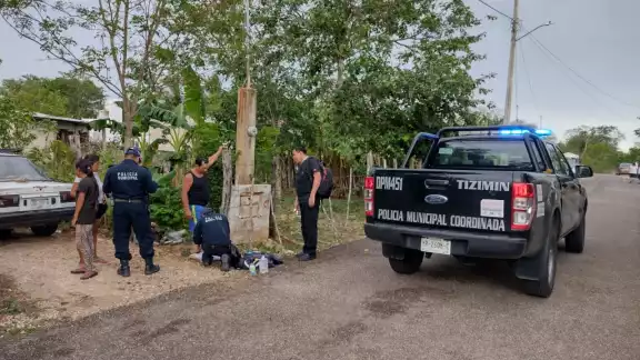 La Policía Municipal de Tizimín trasladó al hombre herido a un centro médico La Policía Municipal de Tizimín trasladó al hombre herido a un centro médico