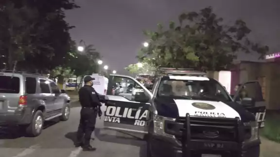 Esposo halla a su mujer sin vida entre un charco de sangre