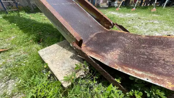 Juegos infantiles del parque Infonavit Moch Cohuó en el abandono: vecinos piden atención urgente Juegos infantiles del parque Infonavit Moch Cohuó en el abandono: vecinos piden atención urgente