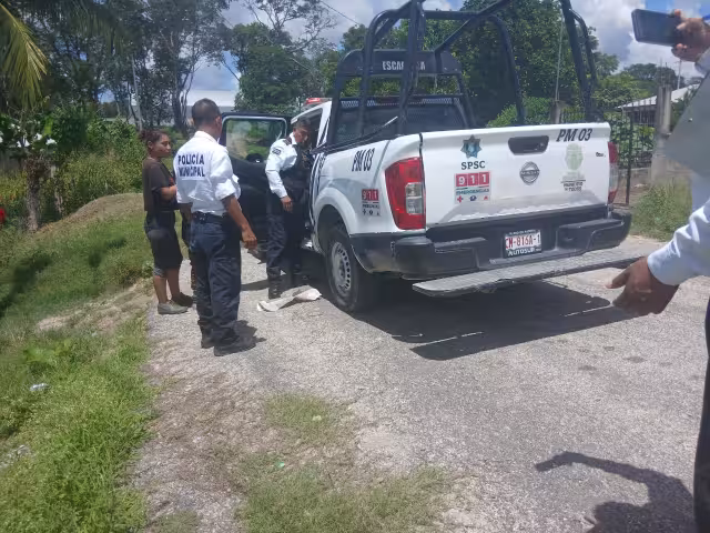 En Escárcega, Antonio H., señalado como presunto violador de su hijastra de 10 años, se entregaría a las autoridades para aclarar su situación jurídica.
