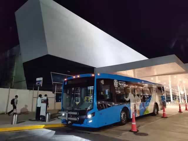 La Ruta Va y Ven Aeropuerto de Mérida ofrece servicio las 24 horas del día