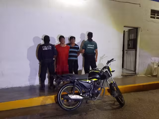 Fueron trasladados a la base policiaca ubicada enfrente del puerto de abrigo