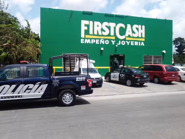 Las autoridades acudieron al lugar del robo en Playa del Carmen
