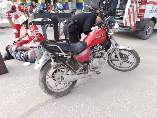 El hombre fue atendido por la Cruz Rojo Mexicana