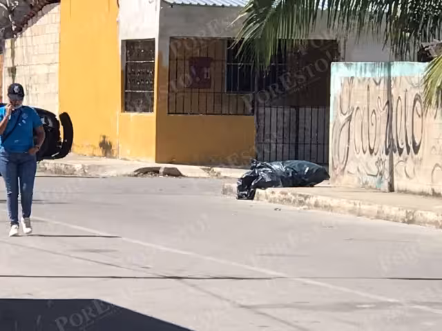 El cuerpo del hombre hallado en Cancún se encontraba maniatado y con huellas de violencia, según primeras versiones