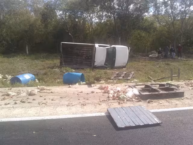 Al lugar del accidente llegó un elemento de la Guardia Nacional