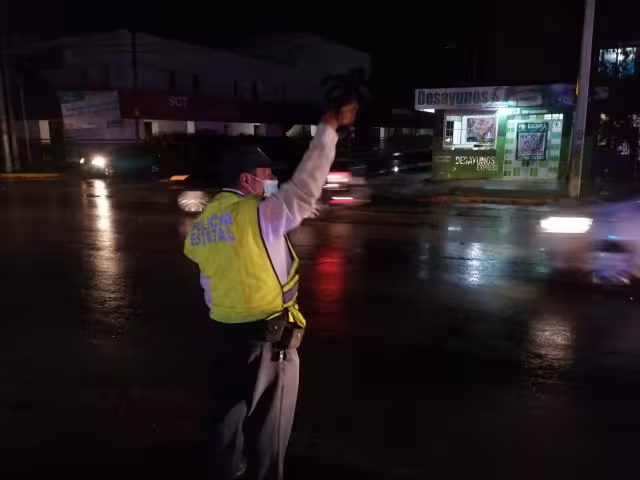 Fue alrededor de las 20:00 horas cuando se registró el corte de energía eléctrica