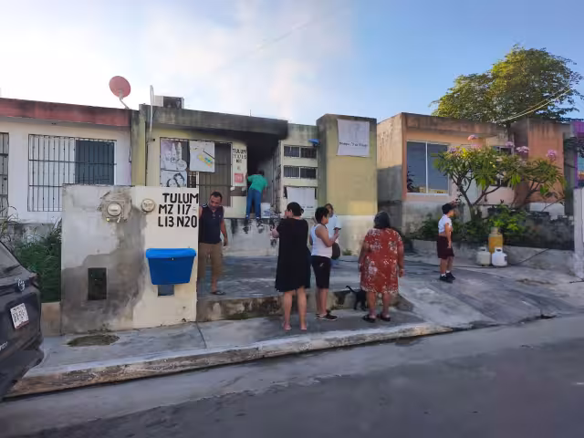 Se registró un incendio dentro de una vivienda en la colonia Vista Hermosa.