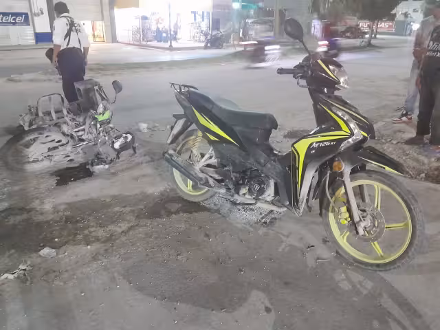 Los daños materiales fueron mínimos en ambas motocicletas