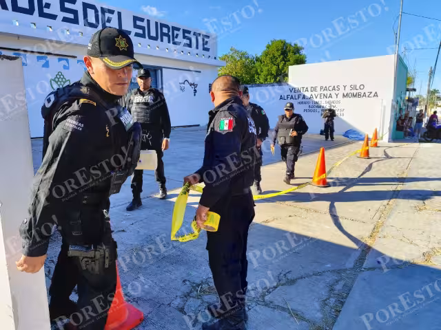 Policías acordonaron el área para el levantamiento del cuerpo