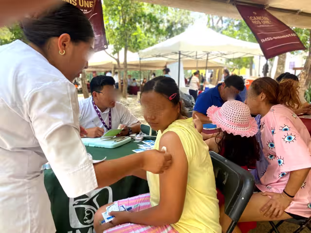 Los contagios confirmados corresponden a personas que acudieron a consulta médica, tras presentar síntomas compatibles con dicho padecimiento