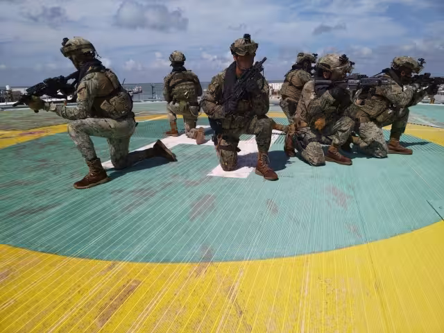 Tan sólo en un día, tres plataformas fueron asaltadas y un buque hace unas semanas