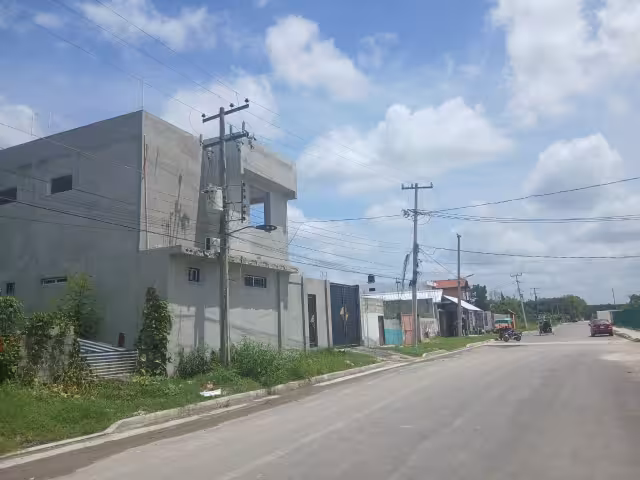 Explosión de transformador deja sin energía a vecinos de Salsipuedes en Escárcega