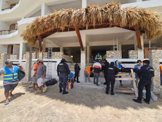 La jornada consistió en realizar inspecciones preventivas en tres bodegas de obras en desarrollo dentro de la isla