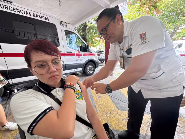 Refuerzan esquemas de vacunación en el IMSS, ISSSTE y Cruz Roja de Campeche