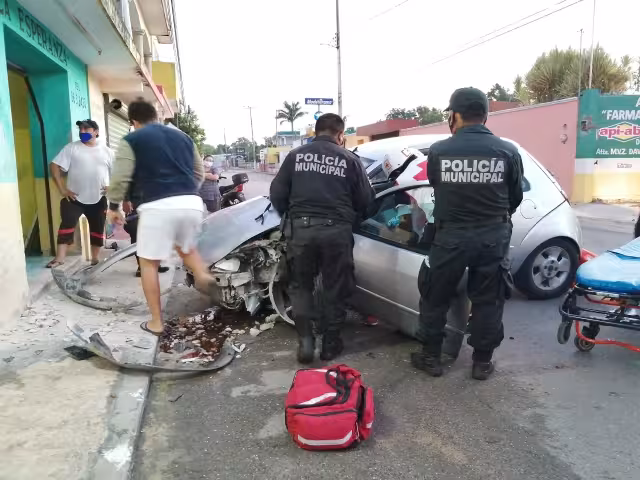 La joven tuvo que ser trasladada al hospital tras los fuertes golpes recibidos