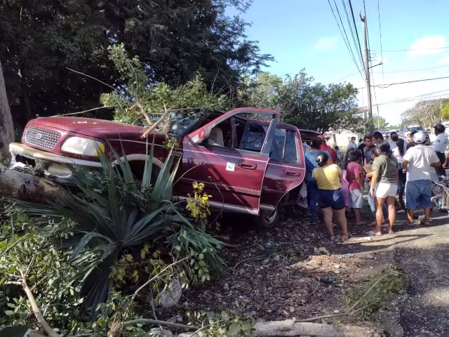 En uno de los vehículos involucrados se desplazaba una familia, entre niños y adultos