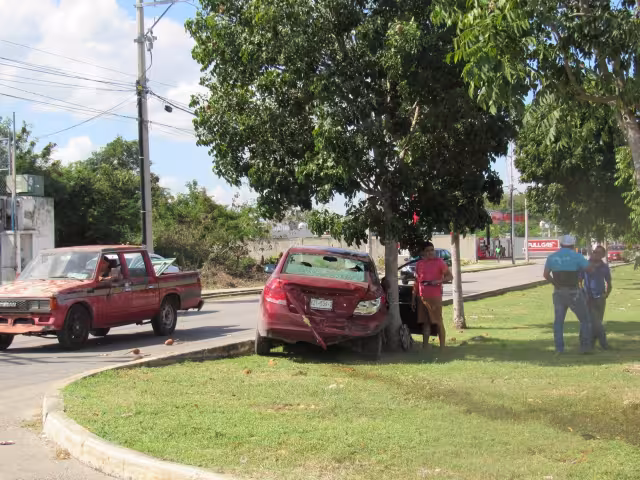 Los hechos ocurrieron cerca del fraccionamiento Hacienda Caucel y no se reportan lesionados