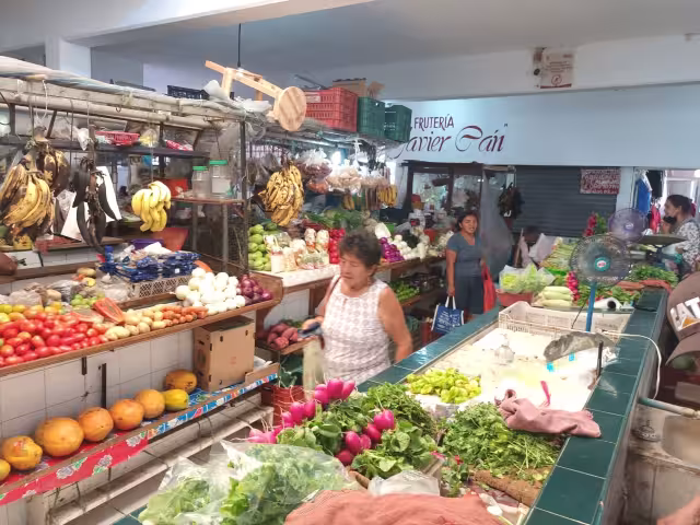 Los locatarios aseguran que la paz del mercado ya se terminó