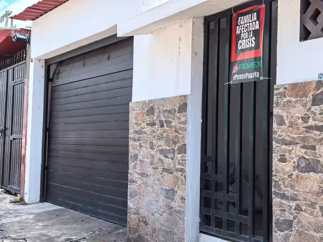 Empresarios campechanos y tabasqueños siguen sin acciones firmes para exigir pagos millonarios de PEMEX.