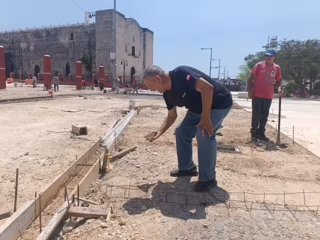 El historiador Luis Pérez Salazar revela que se han hallado estalactitas durante la remodelación del parque de Tizimín