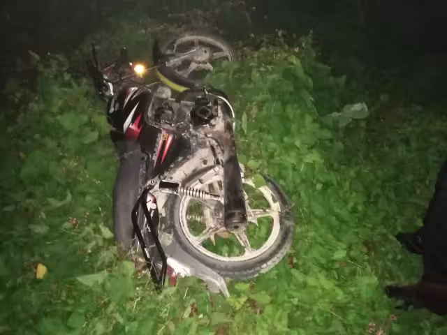 Lo que pensaron que era un herido de gravedad terminó siendo sólo un hombre en estado inconveniente