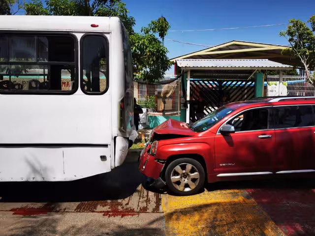 Accidente en la colonia Obrera termina con acuerdo entre los involucrados