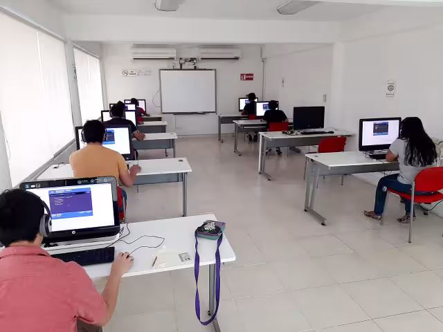Los alumnos presentarán su proyecto basado en el sistema de Control Numérico por Computadora (CNC)