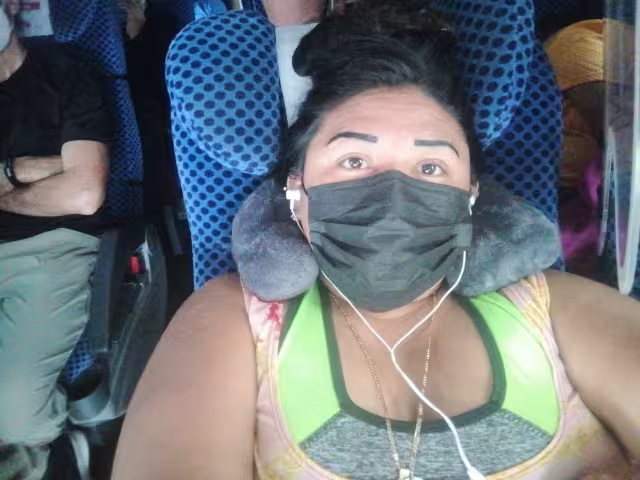 La joven madre se tomó una “selfie” que envió por redes sociales cuando se encontraba a bordo del fatídico autobús. Esa sería su última foto en vida