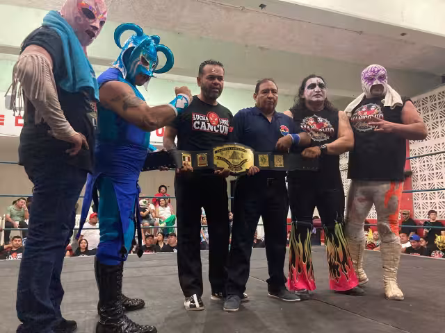 Función de lucha libre en Cancún termina en molestia: Wagner Jr. y Karis La Momia quedan a deber