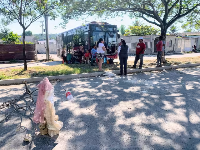 ¡No al transbordo! Manifestaciones de vecinos de Siglo XXI en Campeche cumplen segundo día