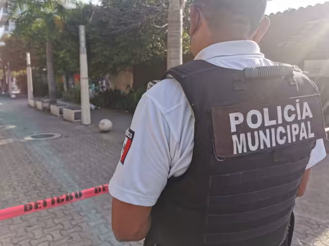 La menor fue entregada a sus familiares en buen estado de salud